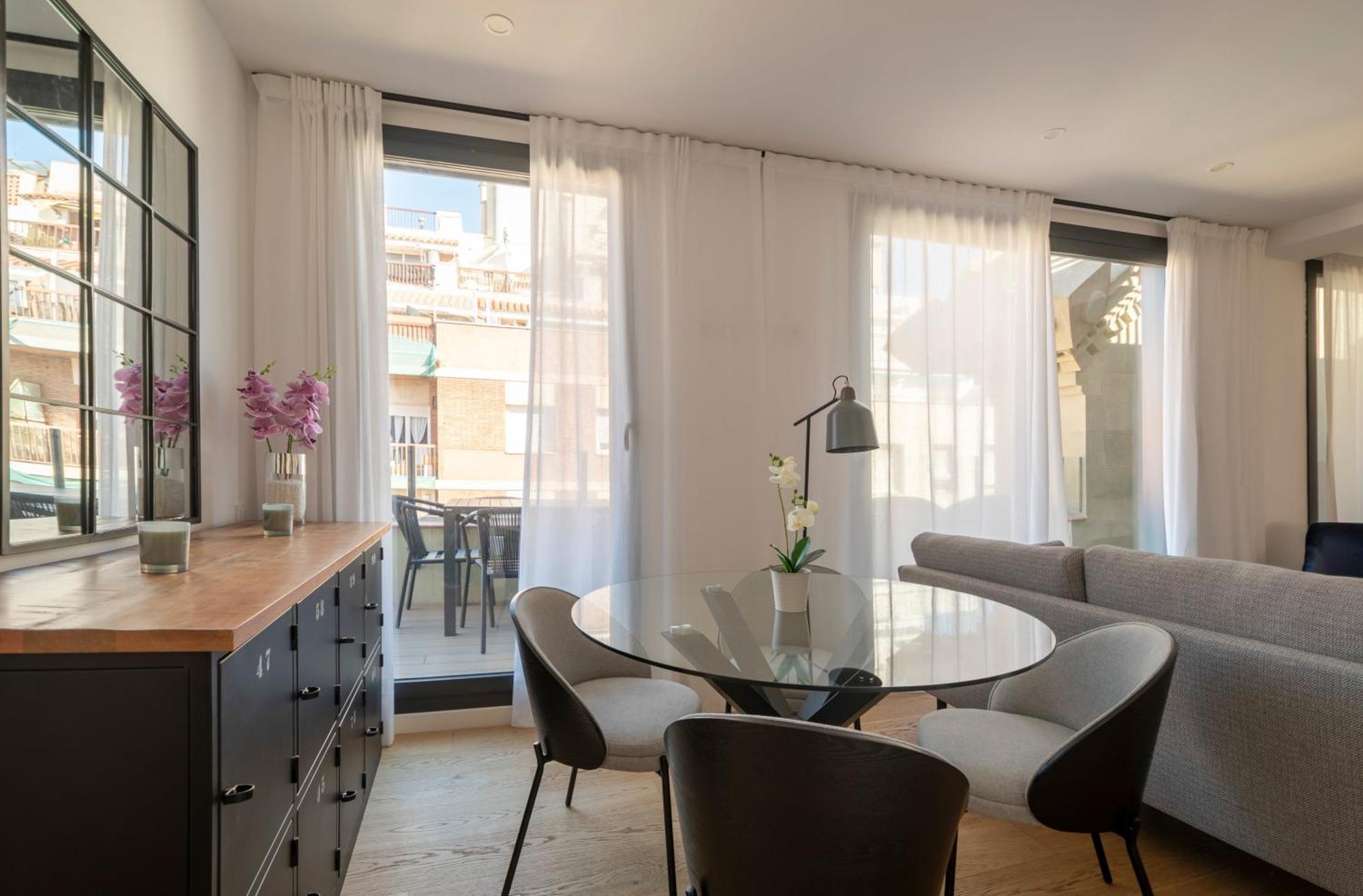 Caterina Editorial Apartment